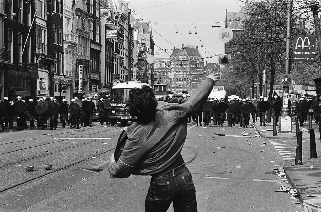 Rellen tijdens de Troonswisseling op 30 april 1980 